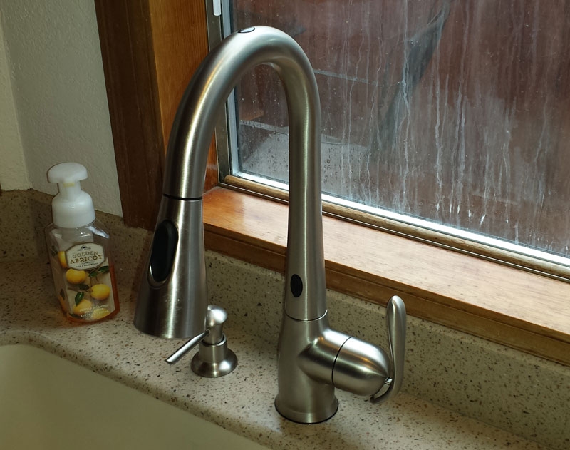7 Pics Moen Motionsense Kitchen Faucet Troubleshooting And Review