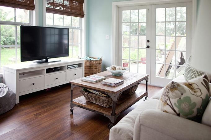 8 Photos Living Room With Tv In Front Of Window And Review - Alqu Blog